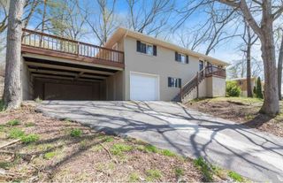 28 Travis Road, Rossville, GA 30741