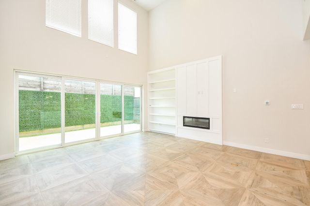 2315 Peckham Street, Houston, TX 77019