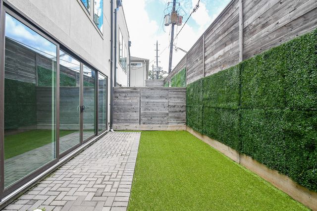 2315 Peckham Street, Houston, TX 77019