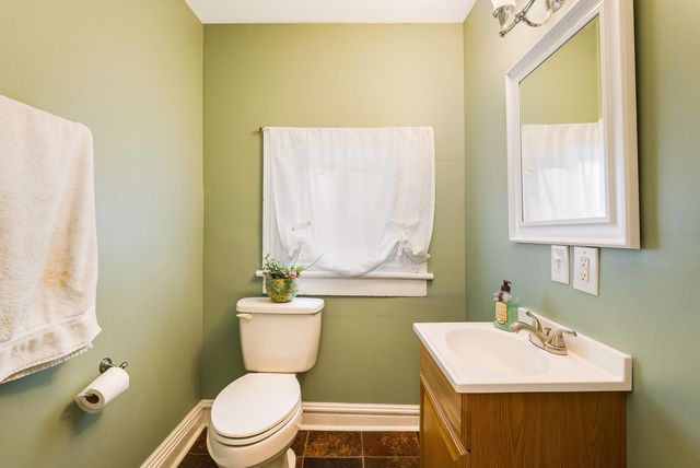 1306 W JOHNSON ST, Staunton, VA 24401