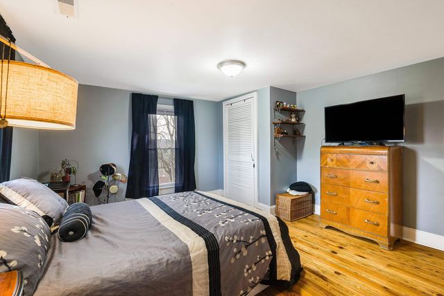 1306 W JOHNSON ST, Staunton, VA 24401