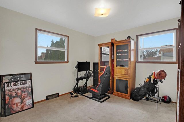 2010 N 22nd STREET, Sheboygan, WI 53081