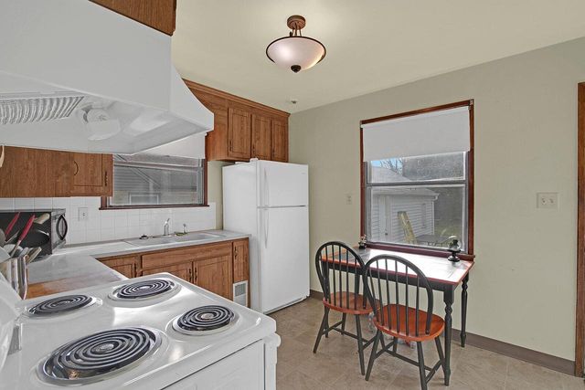 2010 N 22nd STREET, Sheboygan, WI 53081