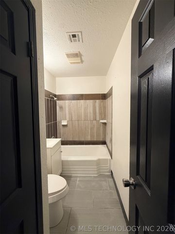 4907 N Garrison Place, Tulsa, OK 74126