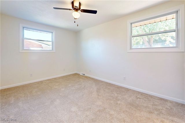 704 Douglas Avenue, Wintersville, OH 43953