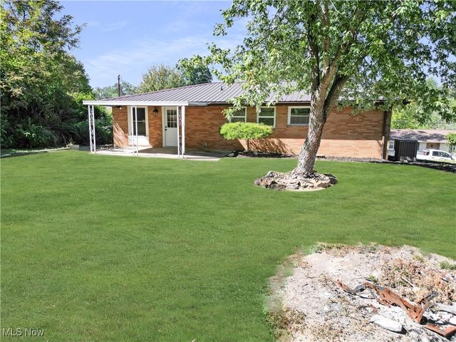 704 Douglas Avenue, Wintersville, OH 43953