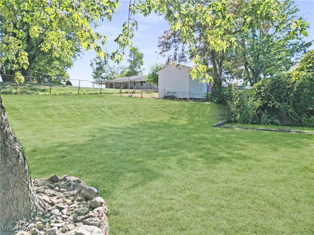 704 Douglas Avenue, Wintersville, OH 43953