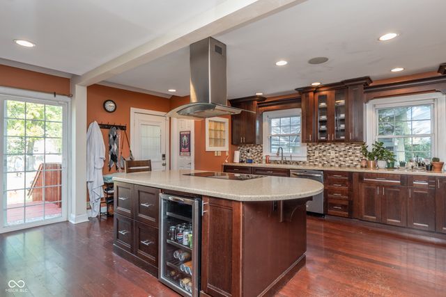 1606 E 8th Street, Anderson, IN 46012