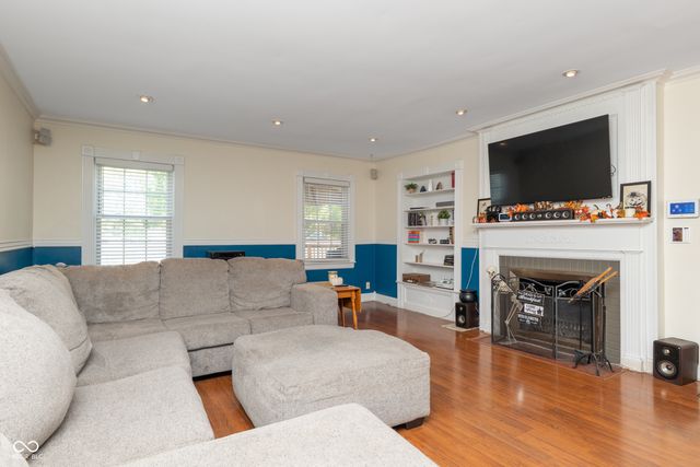 1606 E 8th Street, Anderson, IN 46012