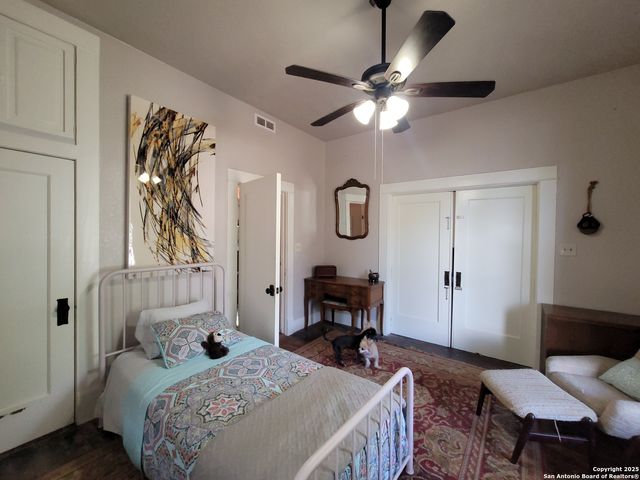 318 Chicago, San Antonio, TX 78210
