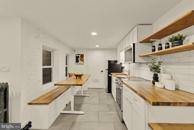 3117 WARDER ST NW, Washington, DC 20010