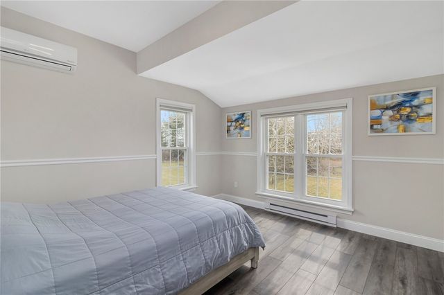 53 River Run Road, Middletown, RI 02842
