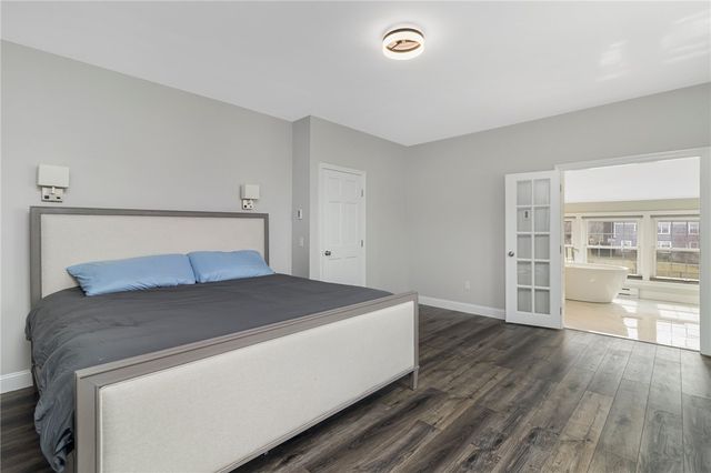 53 River Run Road, Middletown, RI 02842