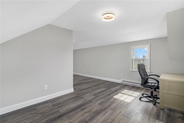 53 River Run Road, Middletown, RI 02842
