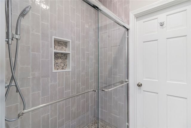 53 River Run Road, Middletown, RI 02842