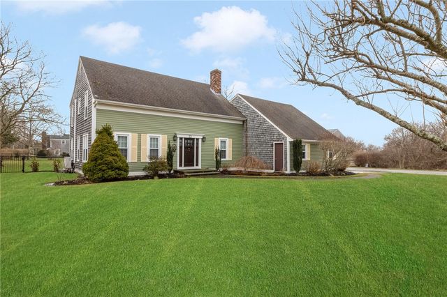 53 River Run Road, Middletown, RI 02842