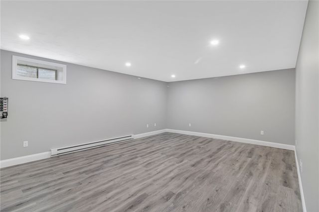 53 River Run Road, Middletown, RI 02842