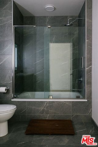 400 S Broadway 1001, Los Angeles, CA 90013