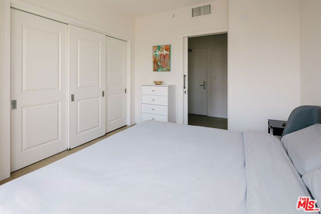 400 S Broadway 1001, Los Angeles, CA 90013