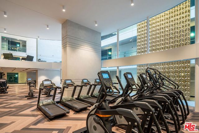 400 S Broadway 1001, Los Angeles, CA 90013