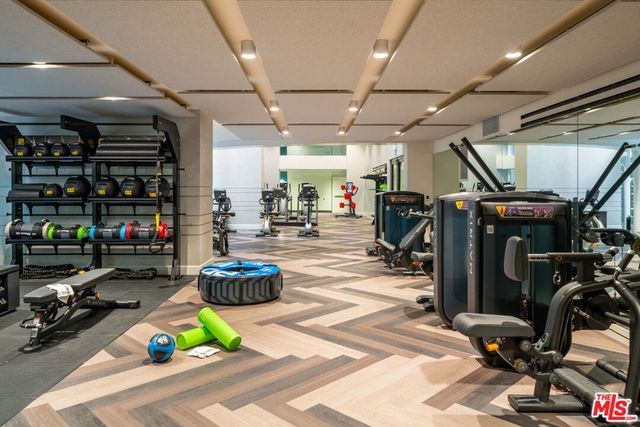 400 S Broadway 1001, Los Angeles, CA 90013