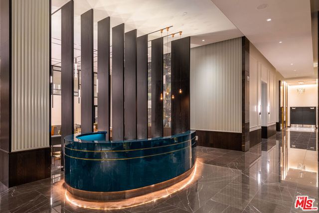 400 S Broadway 1001, Los Angeles, CA 90013