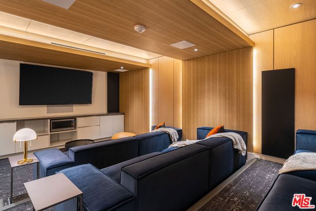 400 S Broadway 1001, Los Angeles, CA 90013