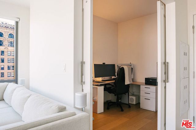 400 S Broadway 1001, Los Angeles, CA 90013