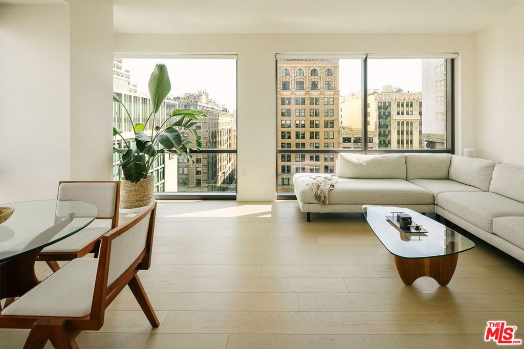 400 S Broadway 1001, Los Angeles, CA 90013