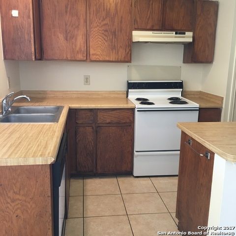 5011 Sommerdale, San Antonio, TX 78217