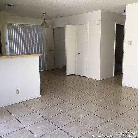 5011 Sommerdale, San Antonio, TX 78217