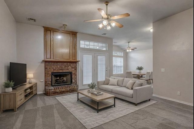 1224 Capitol Drive, Edmond, OK 73003