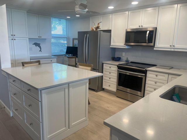 1950 SW Palm City Road 13104, Stuart, FL 34994