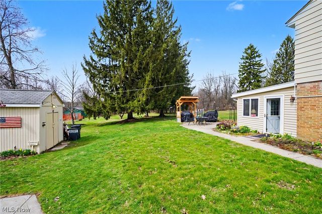 8084 Wright Road, Broadview Heights, OH 44147