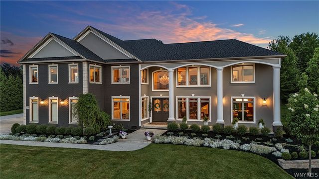29 Grand View Trail, Orchard Park, NY 14127