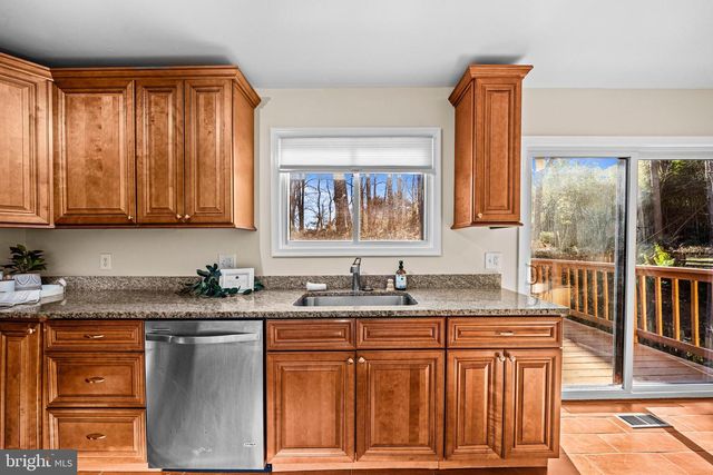 7818 BRIARDALE TER, Rockville, MD 20855