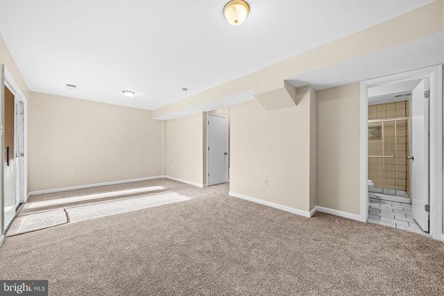 7818 BRIARDALE TER, Rockville, MD 20855