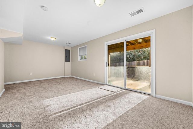 7818 BRIARDALE TER, Rockville, MD 20855