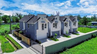 1047 Glen Avenue, Houston, TX 77088