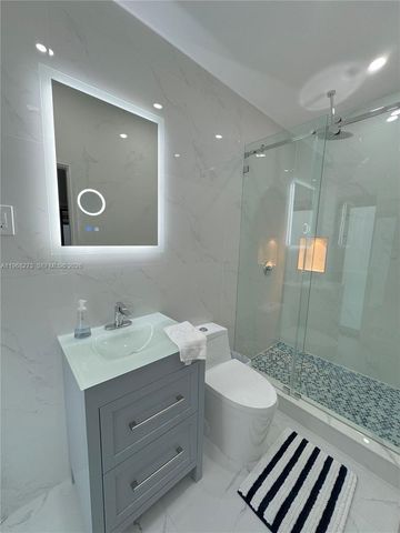 2121 SW 61st Ave, Miami, FL 33155