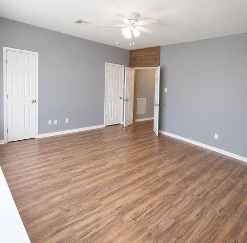 8618 Rocky River Street, Baytown, TX 77523