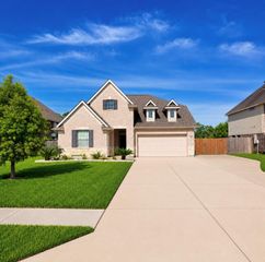 8618 Rocky River Street, Baytown, TX 77523