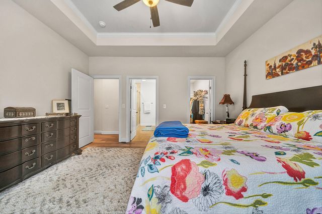 7011 Linn Cove CT, Roanoke, VA 24018