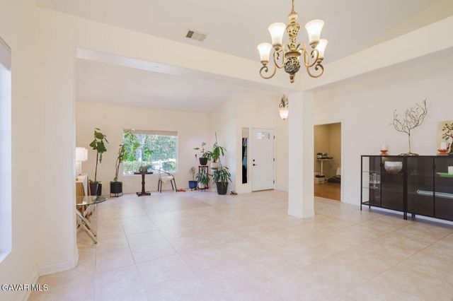 4038 Sungate Drive, Palmdale, CA 93551