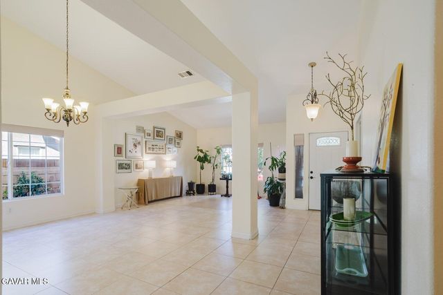4038 Sungate Drive, Palmdale, CA 93551