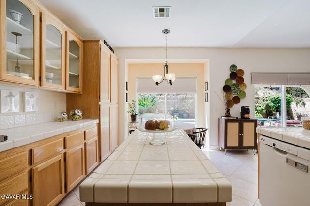 4038 Sungate Drive, Palmdale, CA 93551