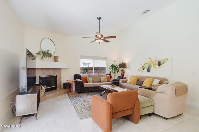 4038 Sungate Drive, Palmdale, CA 93551