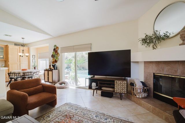 4038 Sungate Drive, Palmdale, CA 93551