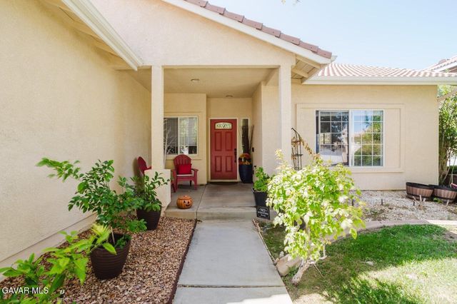 4038 Sungate Drive, Palmdale, CA 93551