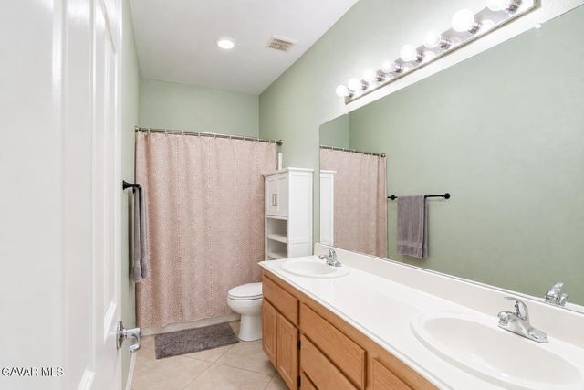 4038 Sungate Drive, Palmdale, CA 93551